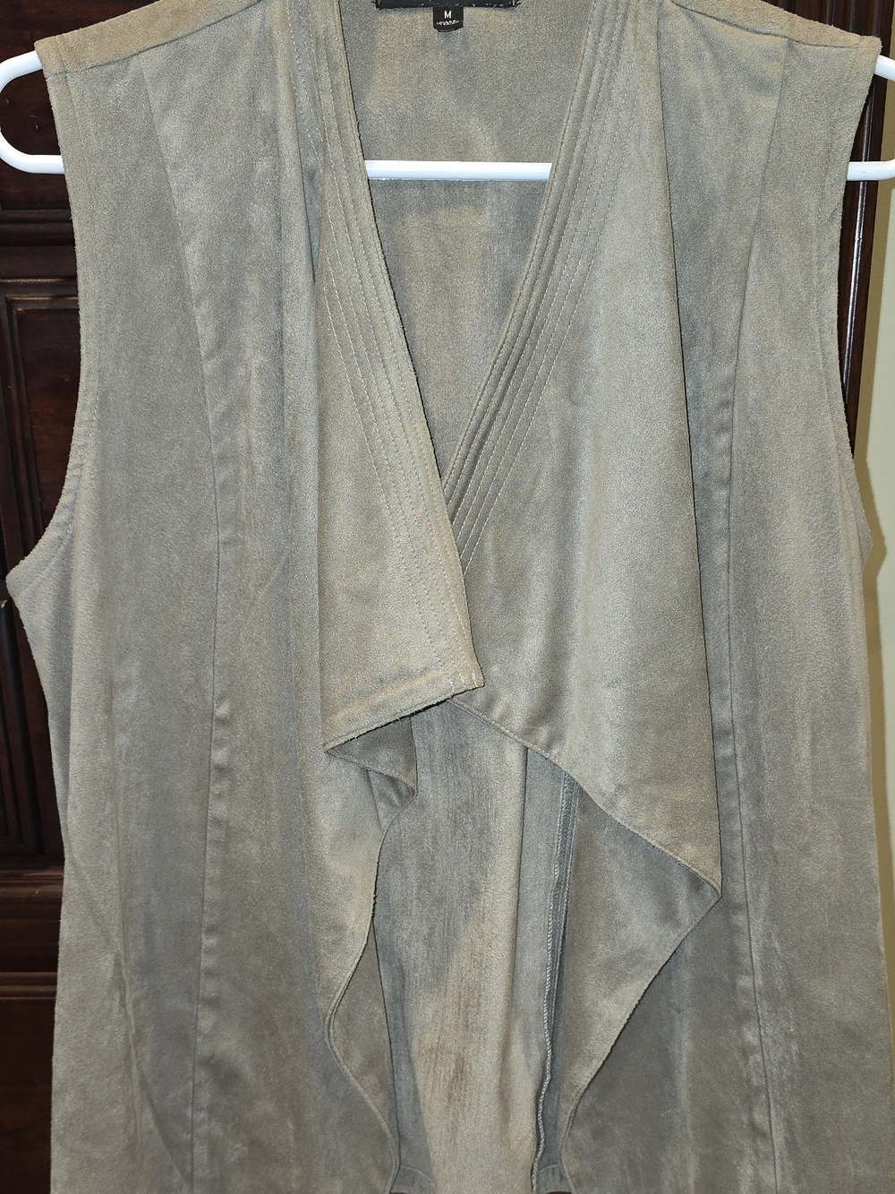 Romeo & Juliet Couture Taupe Draped Sleeveless Cardigan